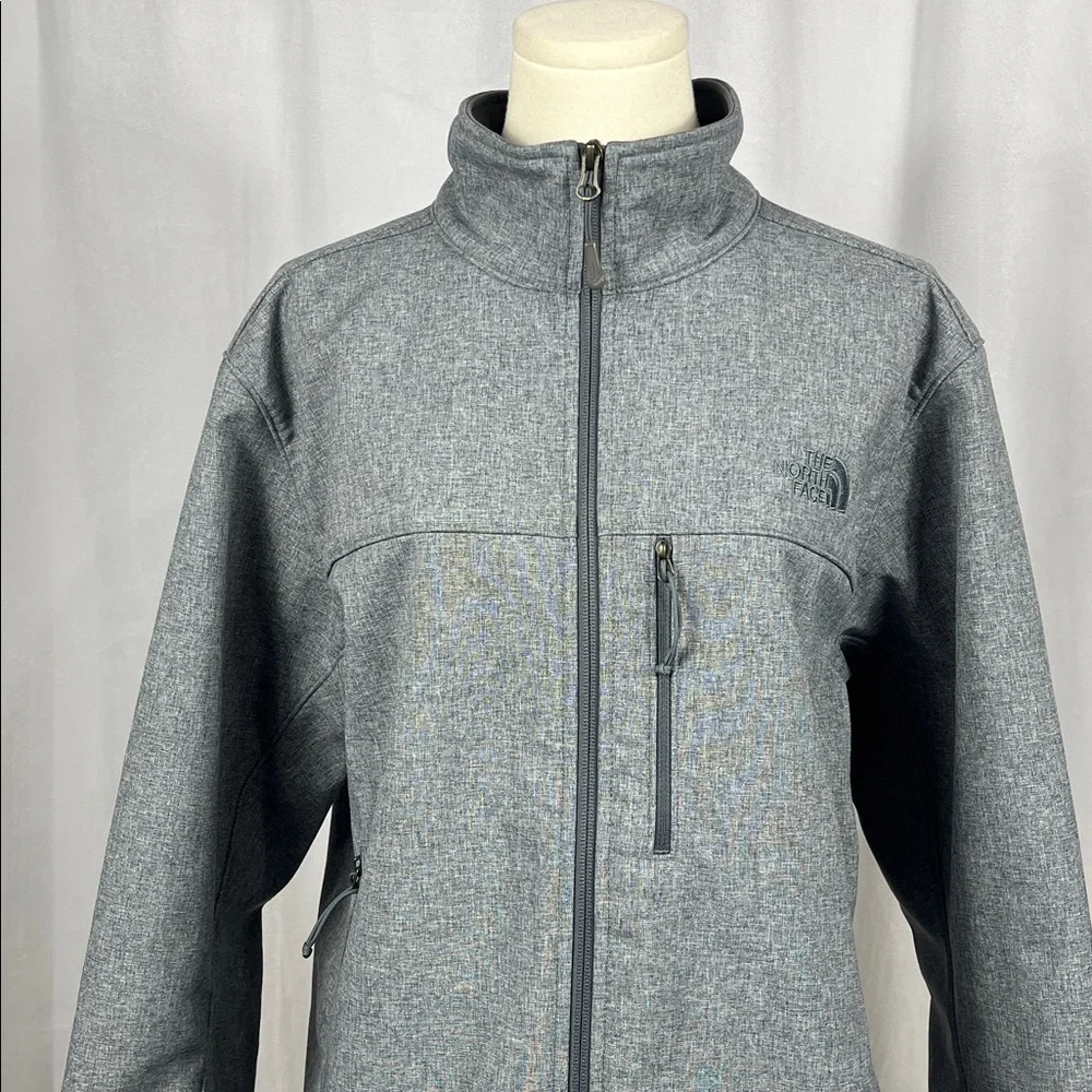North‎ Face Men’s Heather Gray Bionic Soft Shell Jacket.